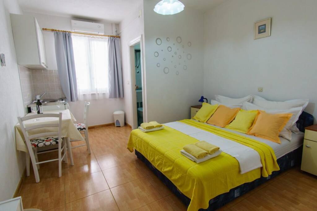 Lovely Studio Apartment For 2 Free Private Parking มาคาร์สกา ภายนอก รูปภาพ